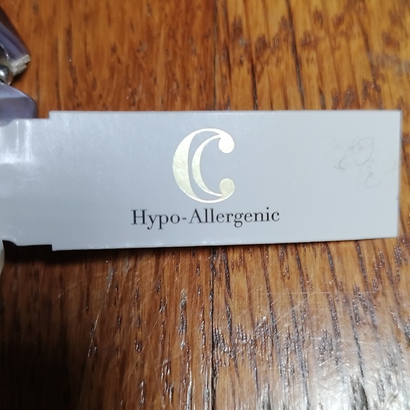 Charming Charlie Bracelet with 3 Strands of Contrasting Beads BRAND NEW - Picture 8 of 10